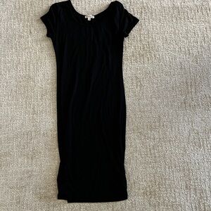Zenana Premium Classic Black Midi Scoop-Neck Dress